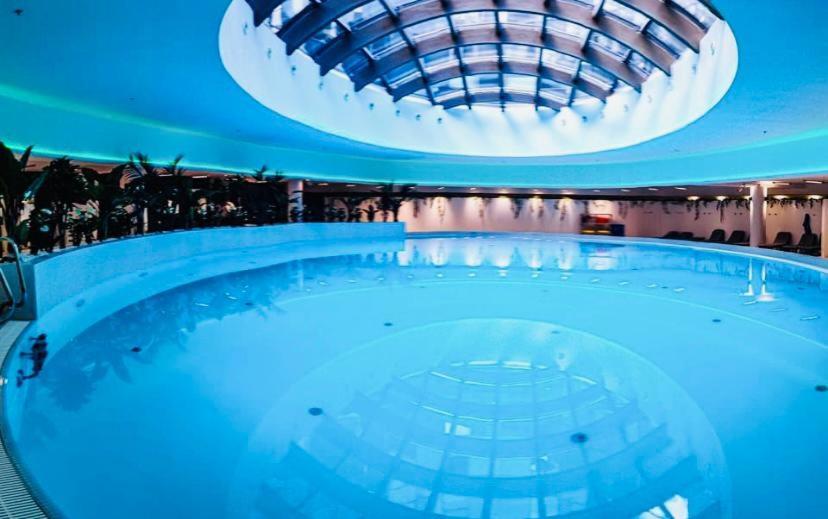 Hanza Tower 511 Basen, Sauna, Jacuzzi Apartament